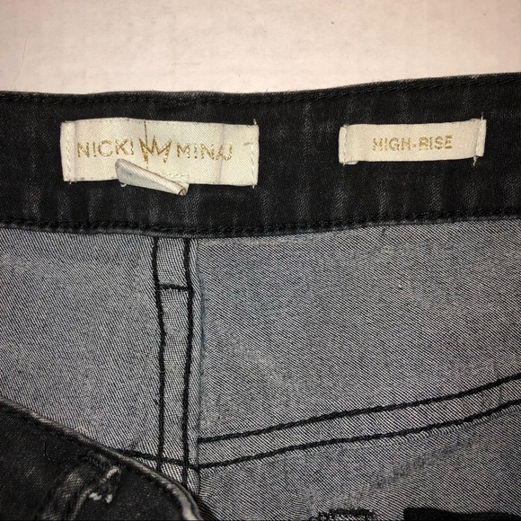 Nicki Minaj highrise black Distress shorts size 9/10 - Picture 3 of 10